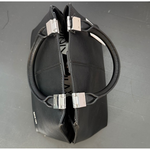 Calvin Klein Granite Satchel Black With Magnetic Snap MISSING CROSSBODY STRAP - Picture 12 of 13